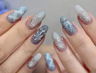 ネイル エリ🫧 nail池袋東口のネイルデザイン