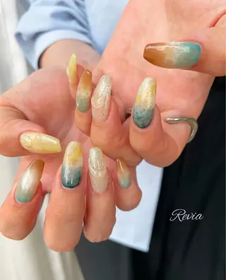 ネイル revia所属・ERI Nailistのネイルデザイン