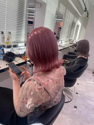 ショート カラー ヘアアレンジ ピンク・ベージュ🩰 カラー🫧とらのヘアスタイル