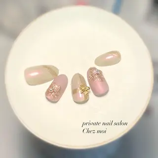 ネイル KOMINE TOMOKOのネイルデザイン