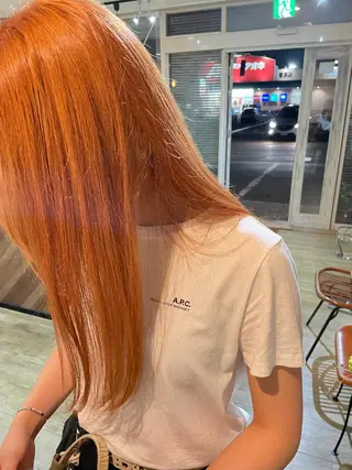 ロング カラー OLTI所属・カジ エリナのヘアスタイル