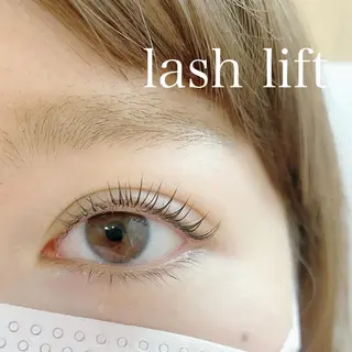 マツエク・マツパ 束感パリジェンヌ上下 恵比寿ayakaのマツエク・マツパデザイン