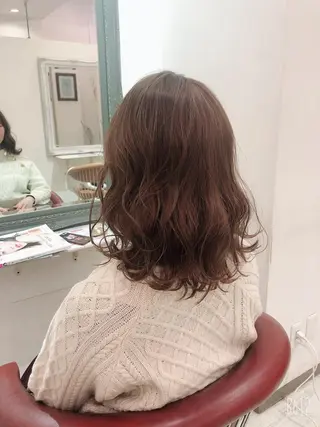 ミディアム カラー abie hair所属・河村 ちか🦋のヘアスタイル