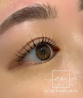 マツエク・マツパ Na0 .en ornerのマツエク・マツパデザイン