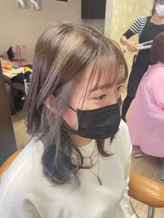 ロング カラー 徳留 もも花のヘアスタイル