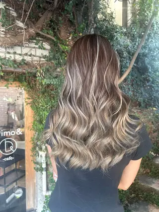 ロング Dimo＆所属・レイヤーカット /ダイスケのヘアスタイル
