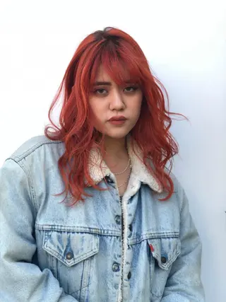 ミディアム 古屋 花織のヘアスタイル