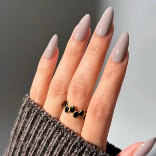 ネイル 高木 維麗絲のネイルデザイン