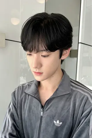 ショート カラー メンズ メンズスタイリスト 前田雄輝のヘアスタイル