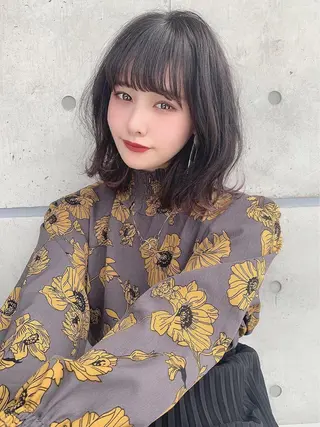 セミロング カラー 🩶透髪×モテ髪🩶 池袋SHE🏹🩶のヘアスタイル