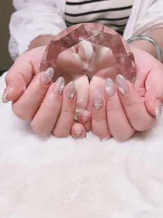 ネイル B.rose ビビのネイルデザイン