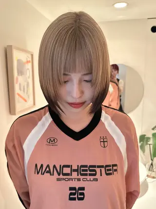 ミディアム カラー 磯　亜由香 🌷ブリーチのヘアスタイル