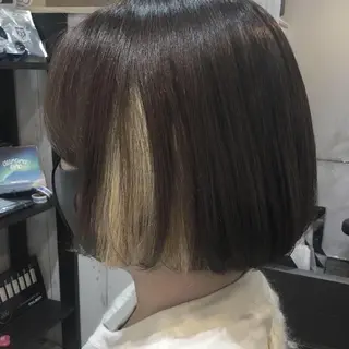 ショート カラー embrace エンブレイスのヘアスタイル