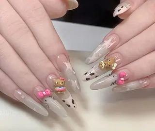 ネイル Pure&Rich Nailのネイルデザイン