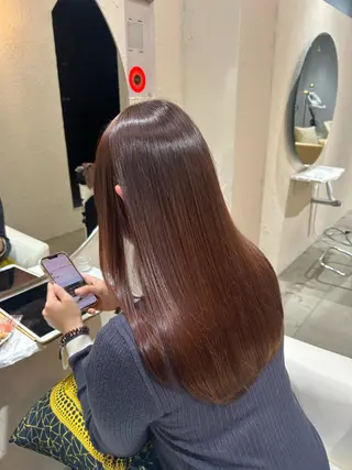 セミロング 髪質改善✨ハツメイ オグ✂️のヘアスタイル