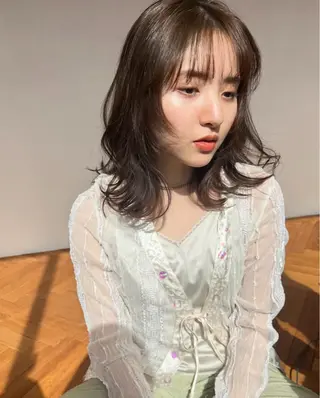 ミディアム warme𓂂𓂃 fukaのヘアスタイル