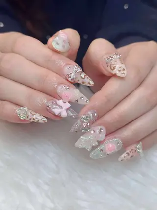 ネイル Nie Nail Shinokuboのネイルデザイン