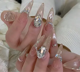 ネイル F+nail所属・moka .nailのネイルデザイン