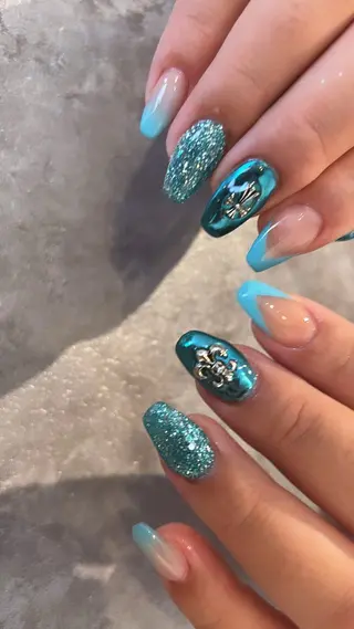 ネイル Mignon所属・Mignon 、のネイルデザイン