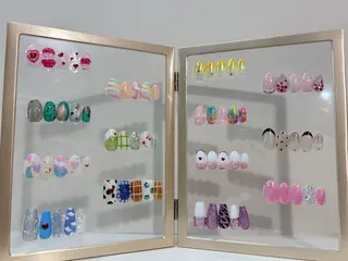 ネイル 鈴木 亜和音のネイルデザイン