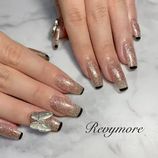 ネイル nail salon Revymore所属・nail salon Revymoreのネイルデザイン