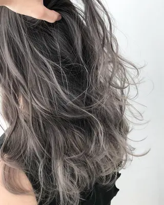 セミロング カラー 💗艶×髪改善カラー 特化💗AYAKIのヘアスタイル