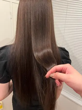 カラー 藤原 智恵のヘアスタイル