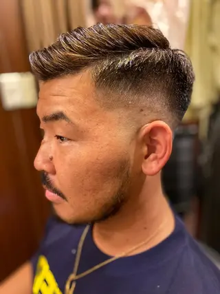 ショート ヒロ銀座所属・小島 史也のヘアスタイル