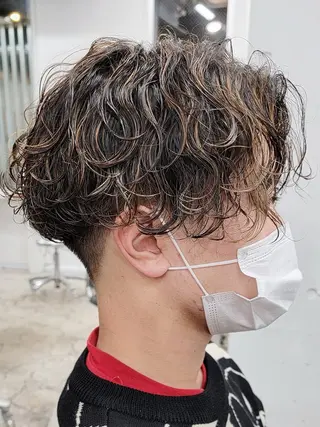 パーマ メンズ fifth men's原宿所属・fifth/原宿/ シャドウパーマ/カズのヘアスタイル