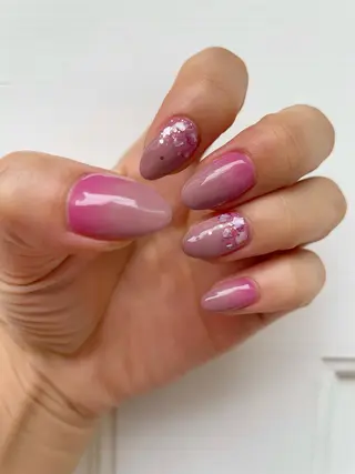 ネイル QUEEN BEE所属・QUEEN BEEのマツエク・マツパデザイン