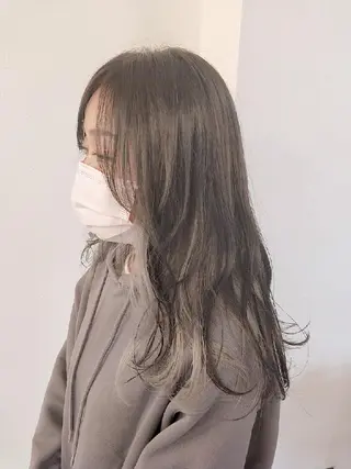 ミディアム カラー デザインカラー髪質 改善Lilithのその他イメージ