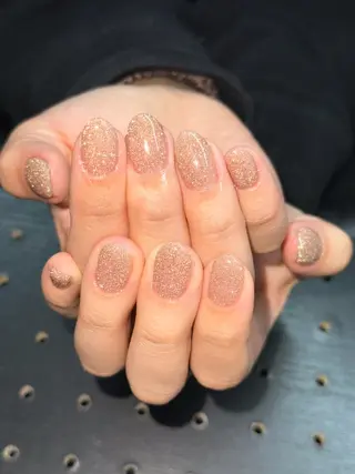 ネイル シャインネイル所属・伊藤 くるみのネイルデザイン