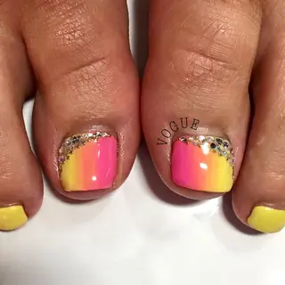 ネイル VOGUE ×SWANのネイルデザイン