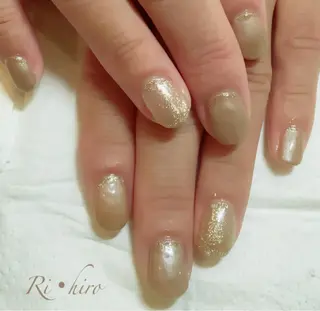 ネイル ネイル＆フラワーサロン〜Ri✦hiro〜鳥栖店所属・HIRATA RIEのネイルデザイン