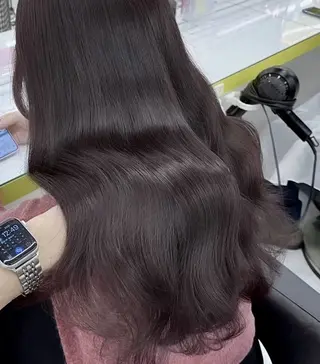 セミロング カラー ヘアアレンジ 💎韓国/ レイヤー カット/ 暖色🫧のヘアスタイル