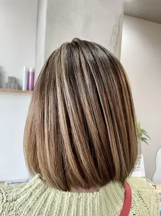 ミディアム カラー Agu  hair  西川田店所属・大橋 綾子のヘアスタイル