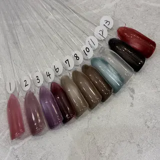 ネイル AMORIA所属・AMORIA ANNAのネイルデザイン