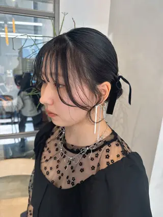 セミロング ヘアアレンジ 透明感カラー✨艶髪 制作🌱山根あゆみのヘアスタイル