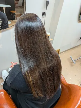 ロング 西川 智葉のヘアスタイル