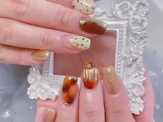 ネイル ネイルサロンエクラ 🫧Shizukaのネイルデザイン