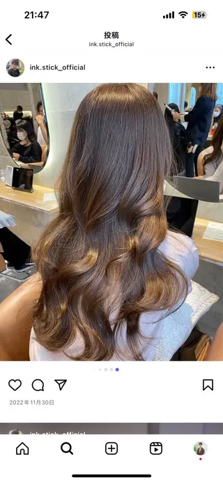 セミロング カラー レイヤー/韓国 ハイトーン興津史弥のヘアスタイル