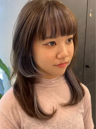 セミロング カラー Viot 銀座 樋口 桃佳のヘアスタイル