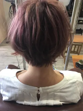 ショート カラー jolie amieのヘアスタイル