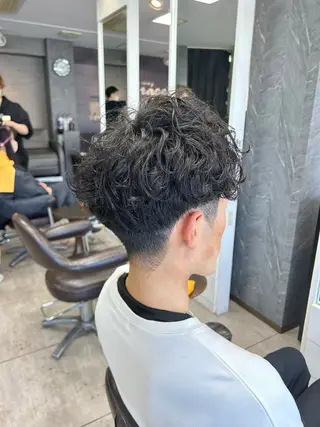 ショート カラー メンズ 東田 篤希のヘアスタイル