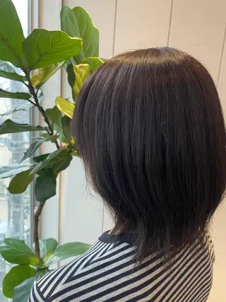 カラー ふくだももこ🍑 すっきりショートのヘアスタイル