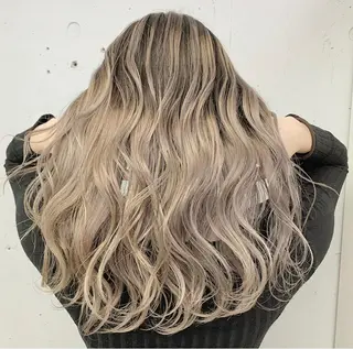 ロング カラー 🪞上品で可愛い韓国 ヘア🪞Rikutoのヘアスタイル