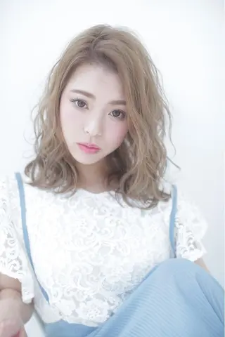 ミディアム カラー Lee 甲子園のヘアスタイル