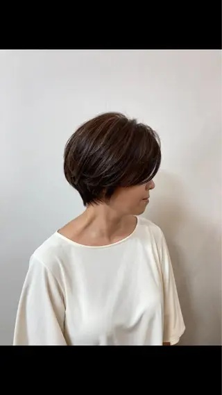 ショート 【白髪ぼかし】 愛甲竜佑のヘアスタイル