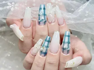 ネイル Momo 🤍のネイルデザイン