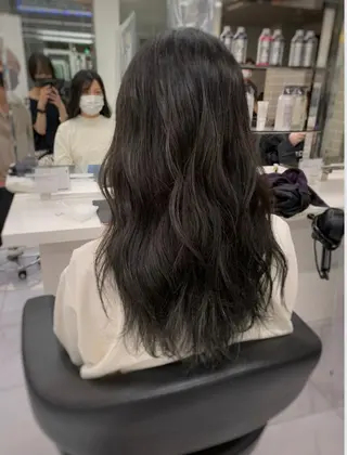 ロング 【美容室が苦手な方 専問美容室】MIHOのヘアスタイル